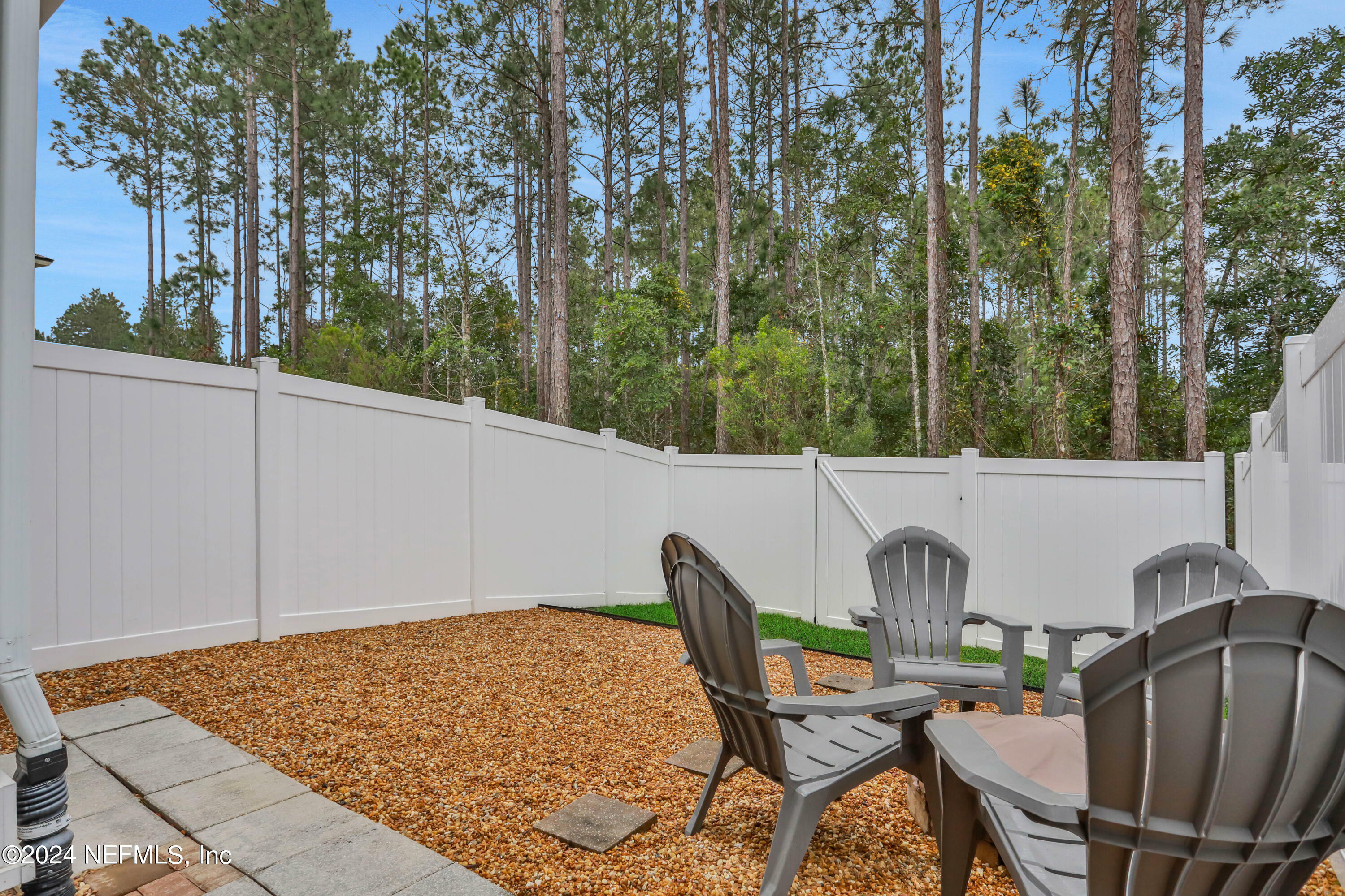 Property Photo:  239 Servia Drive  FL 32259 