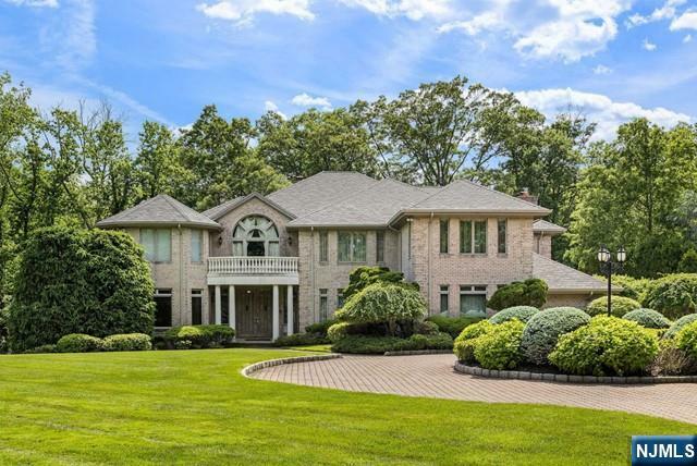 Property Photo:  168 Vaccaro Drive  NJ 07626 