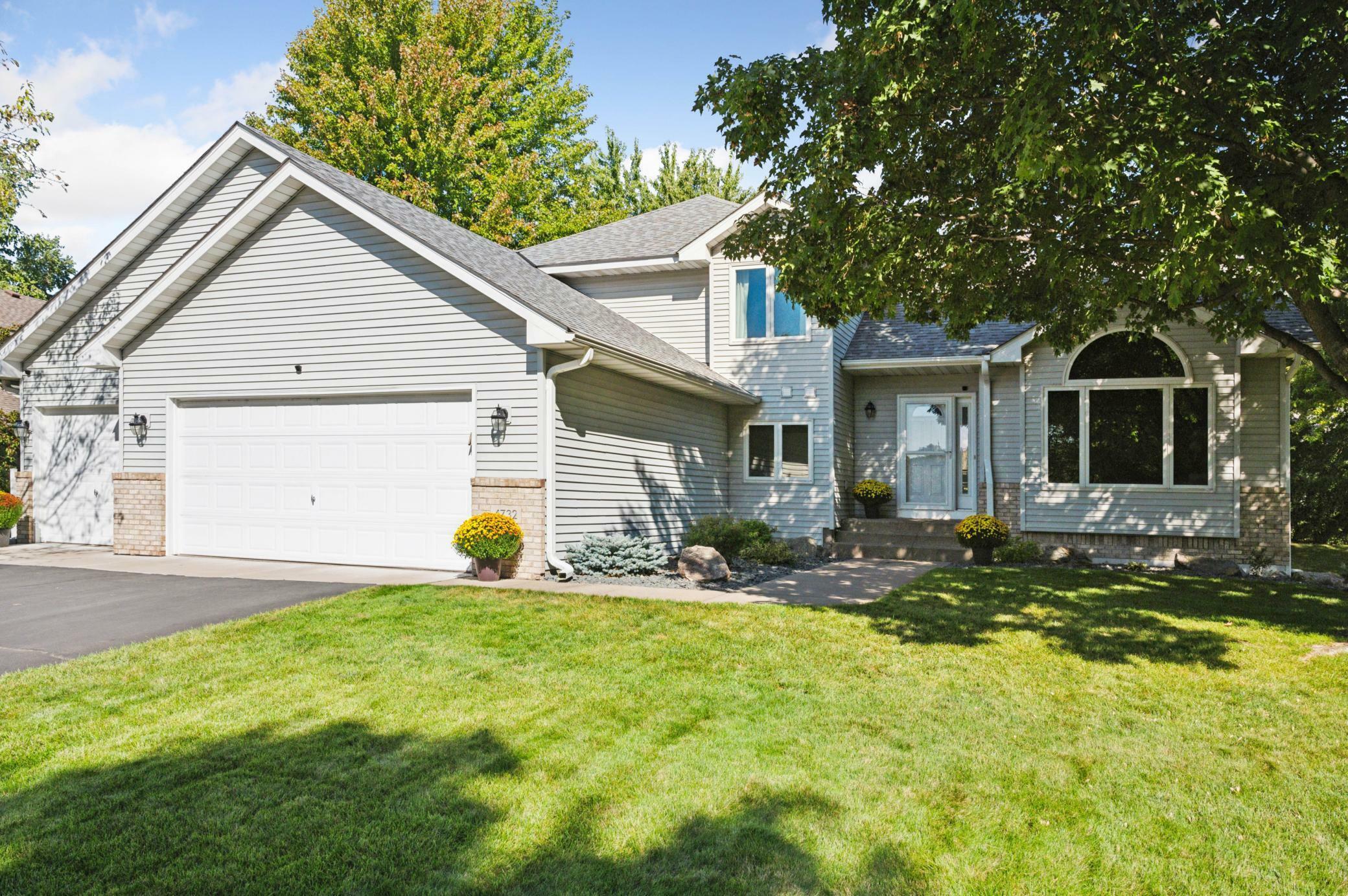 Property Photo:  4732 Oxborough Court N  MN 55443 