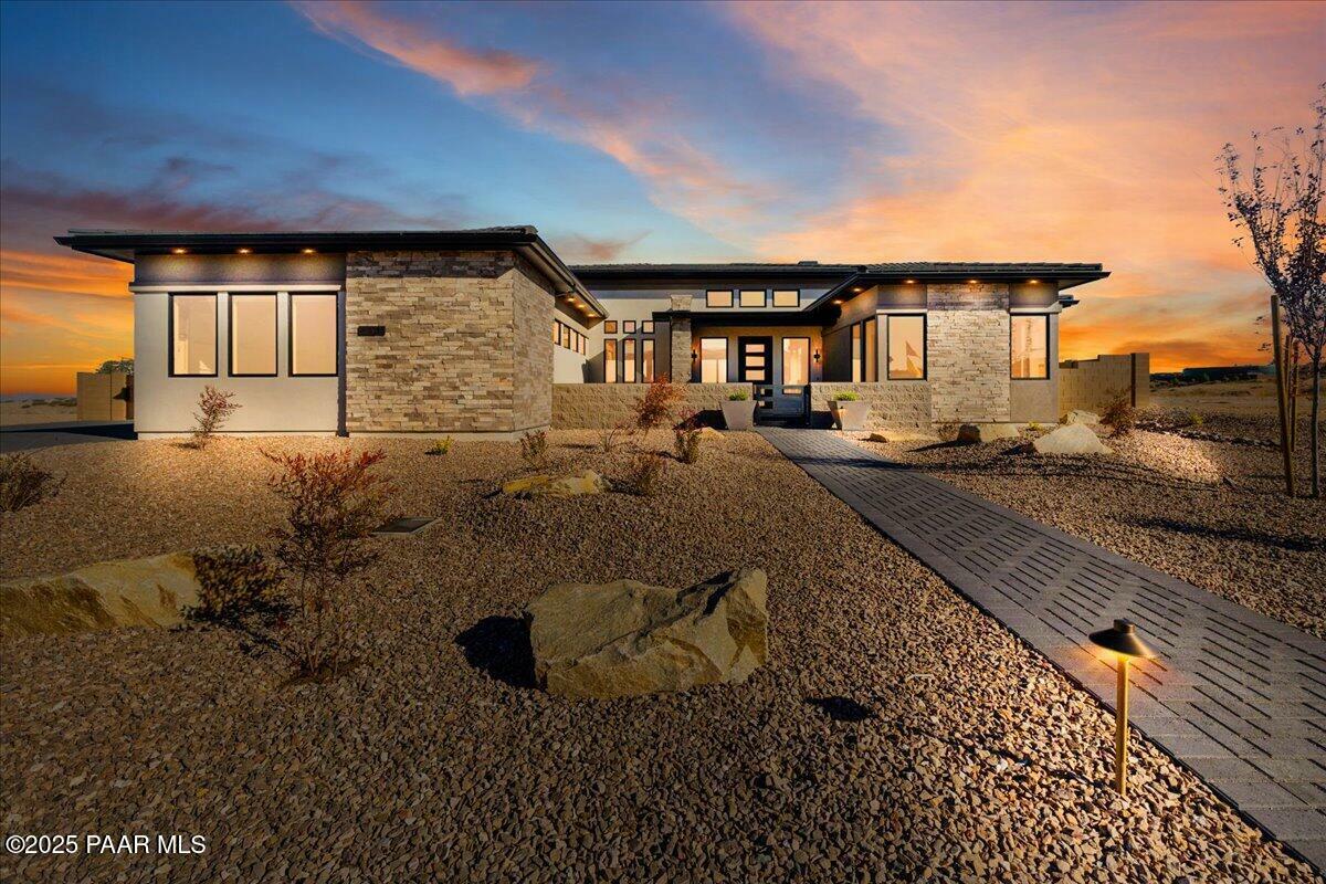 Property Photo:  5285 High Cliff Way  AZ 86301 