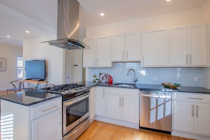 Property Photo: 65 High St 2 MA 01801