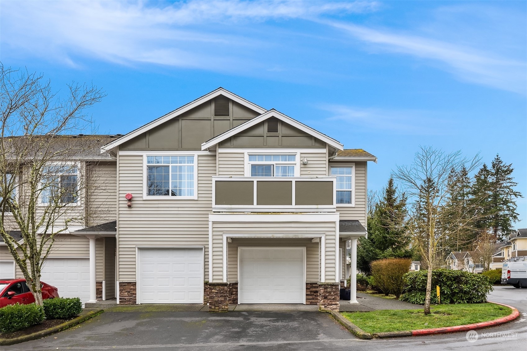 1855  Trossachs Boulevard SE 2603  Sammamish WA 98075 photo