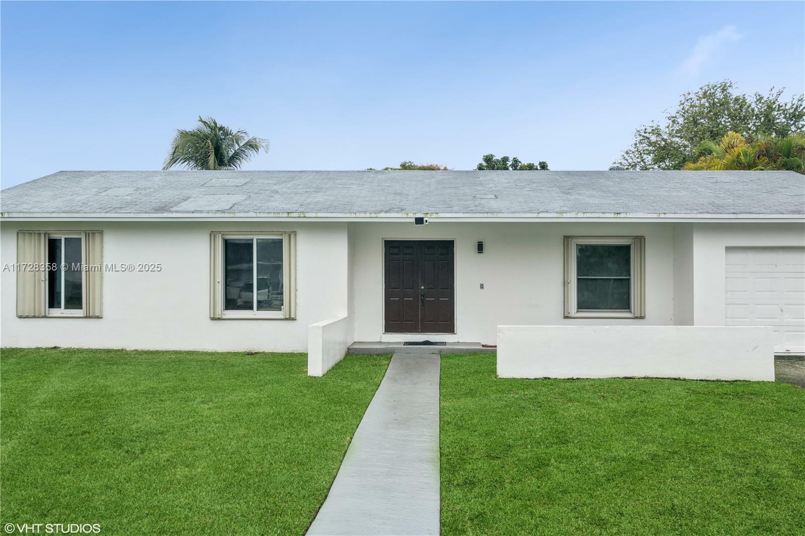 Property Photo: 11030 SW 165th Ter FL 33157