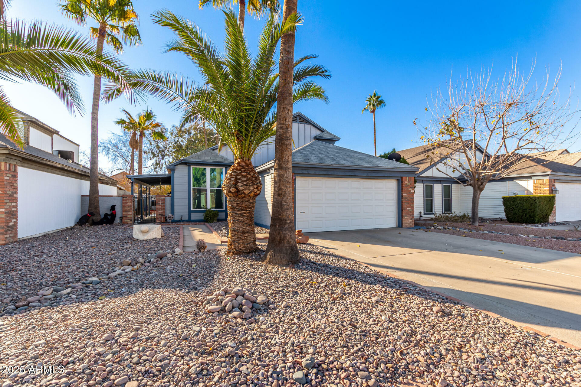 Property Photo:  847 E Rockwell Drive  AZ 85225 