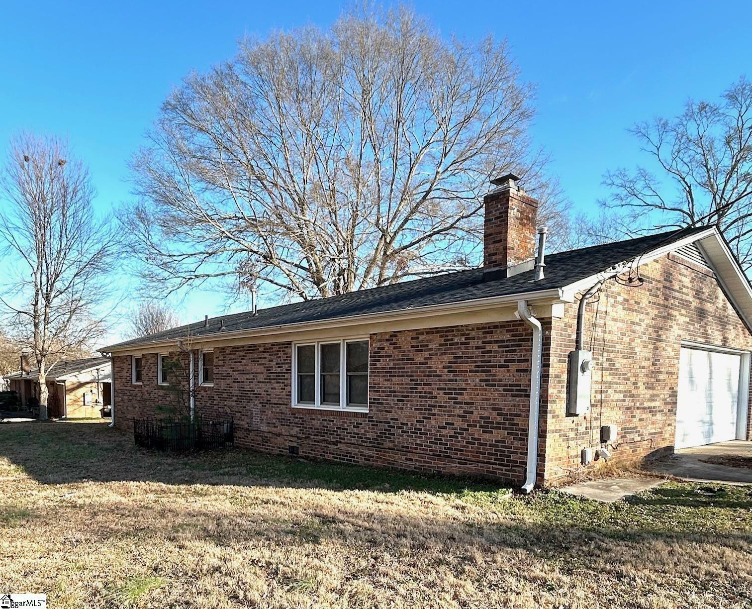 Property Photo:  105 Eastview Circle  SC 29681 