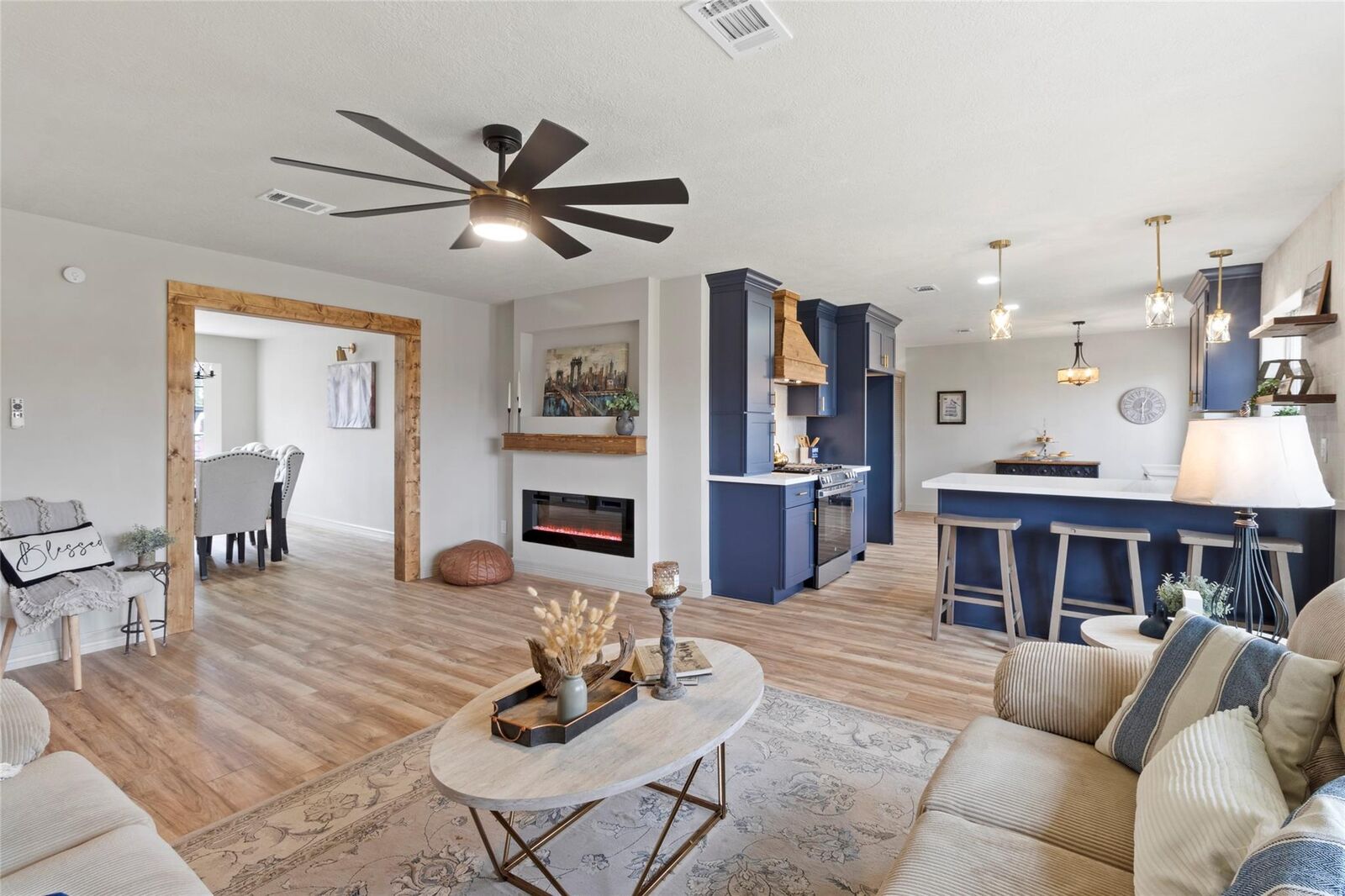 Property Photo: 2703 Wilshire Circle TX 77581