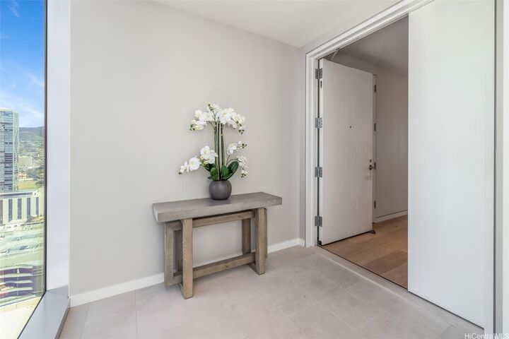 Property Photo: 1118 Ala Moana Boulevard 2306 HI 96814