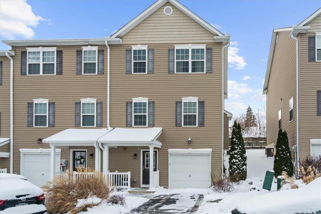 Property Photo:  2272 Rising Hill Road  PA 18052 