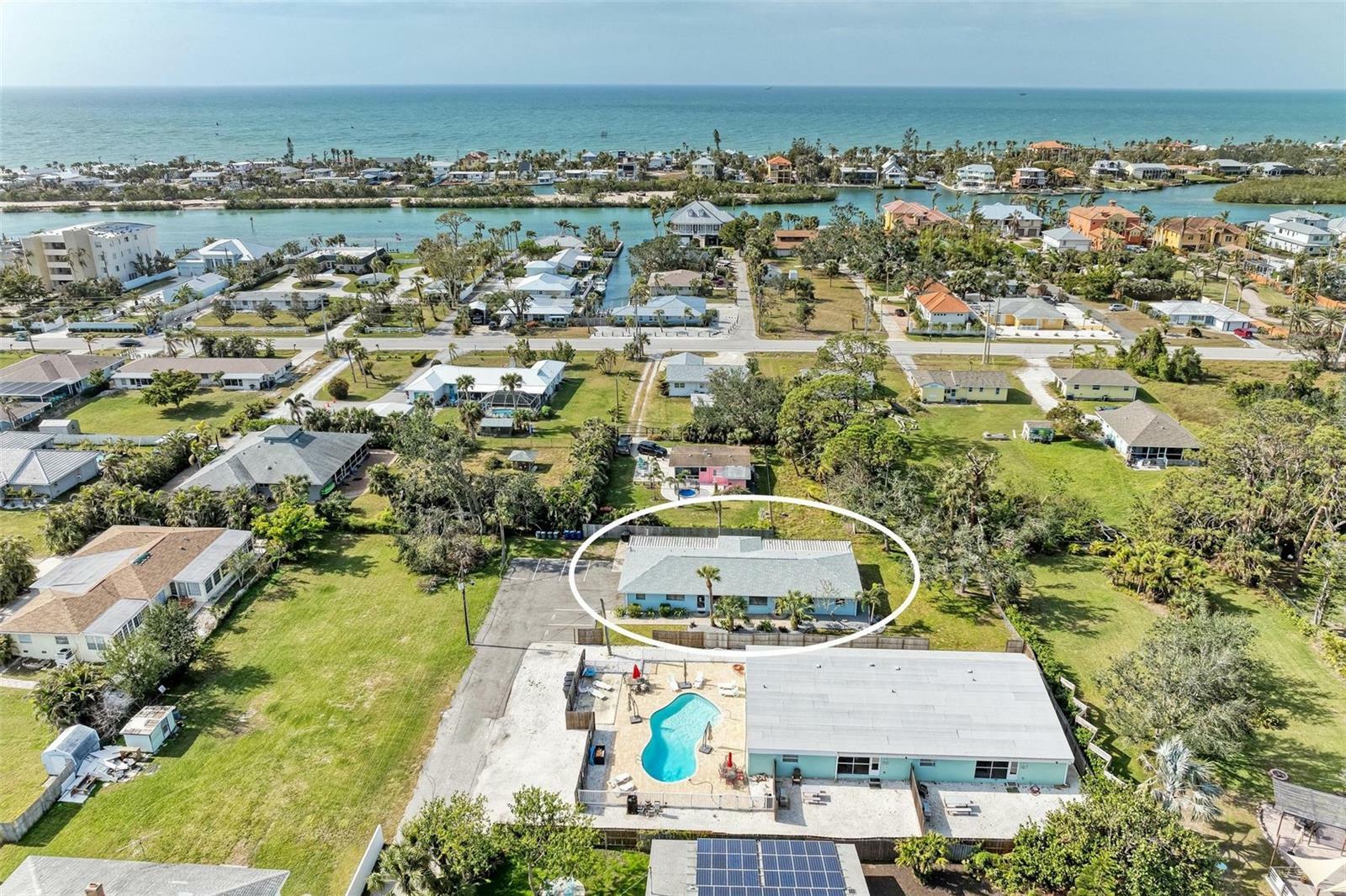 Property Photo:  401 Shore Road  FL 34275 