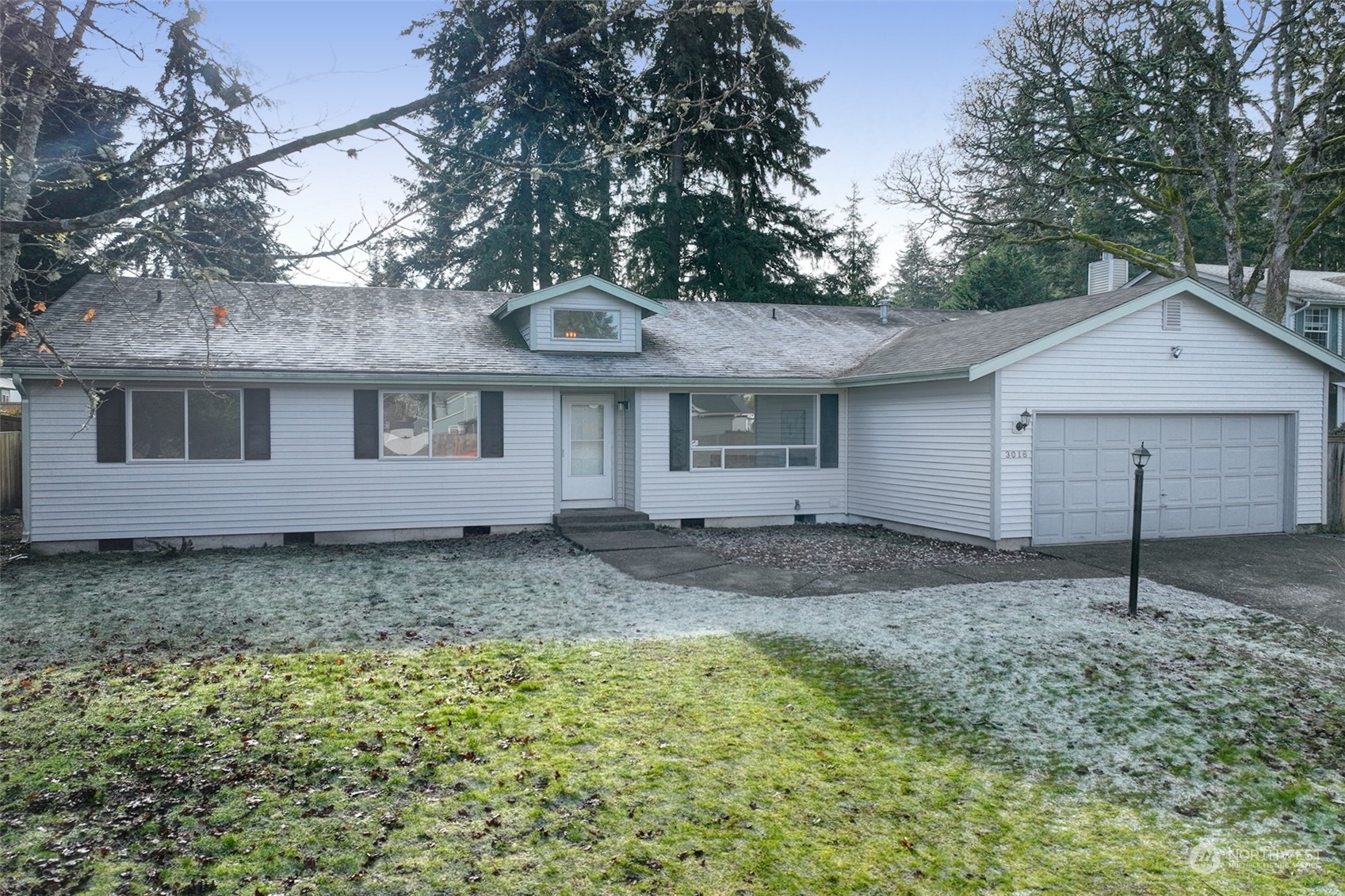 Property Photo:  3016  242nd Street E  WA 98387 