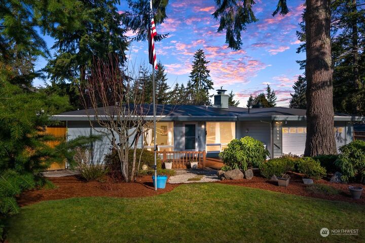16728 NE 29th Street  Bellevue WA 98008 photo