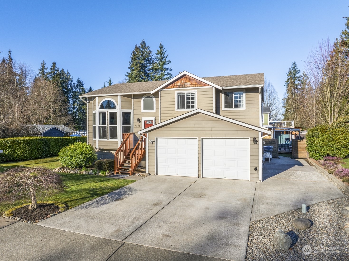 Property Photo:  7301  53rd Street NE  WA 98270 