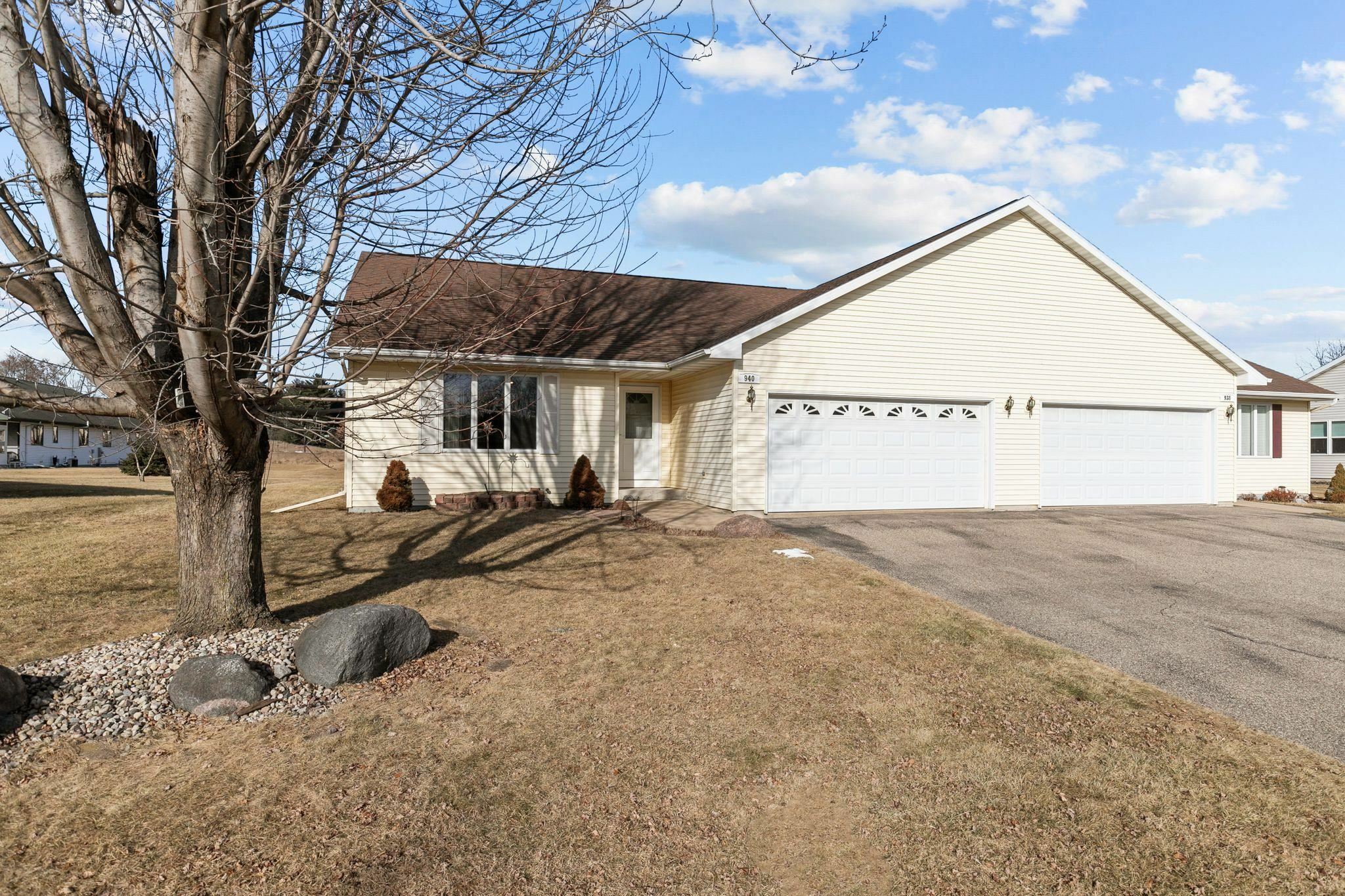 Property Photo:  940 Mead Drive  WI 54981 