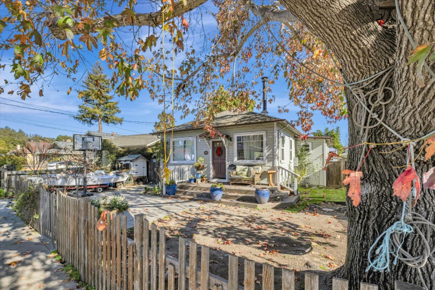 Property Photo:  416 Stanford Avenue  CA 95062 