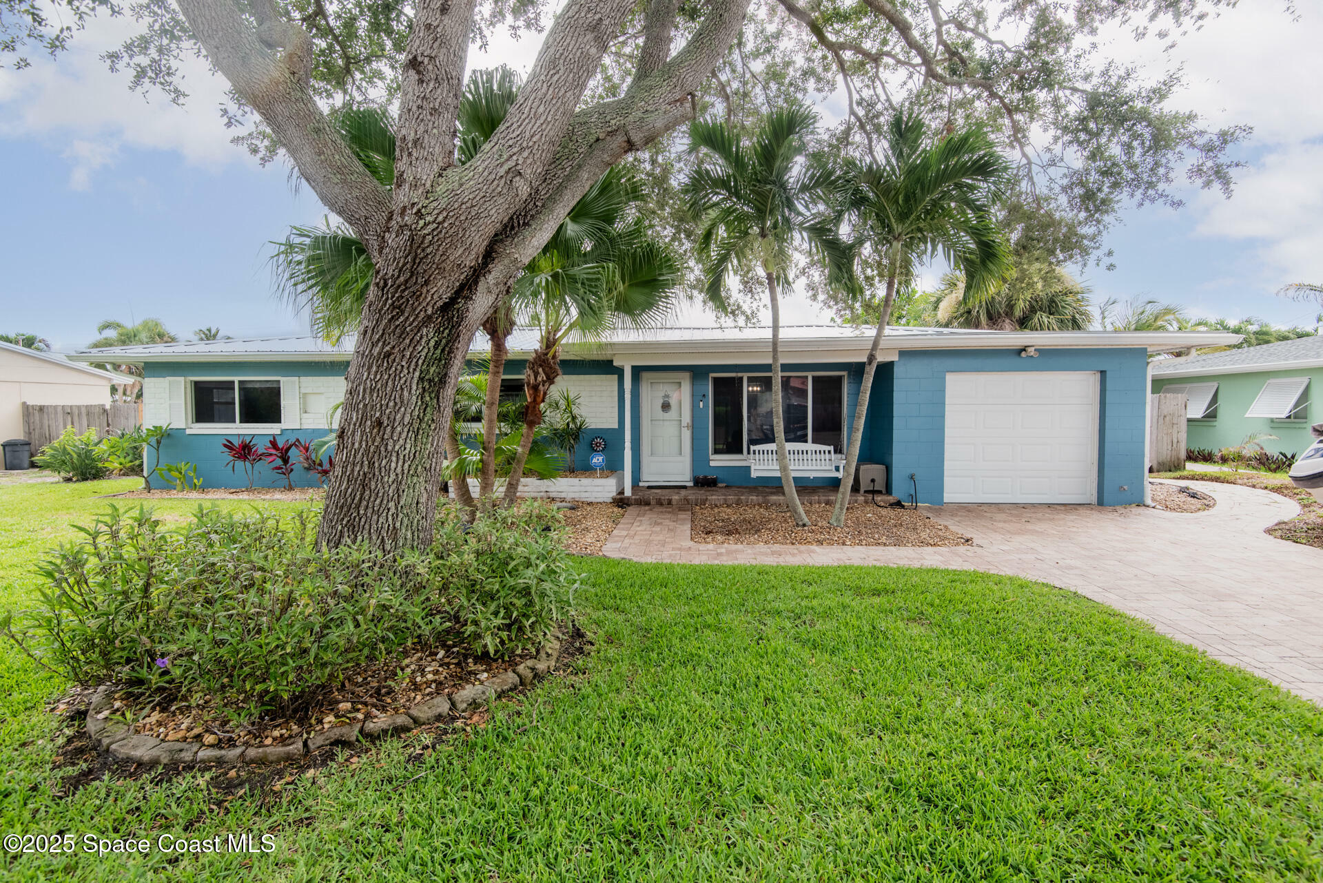 Property Photo:  156 E Dover Street  FL 32937 