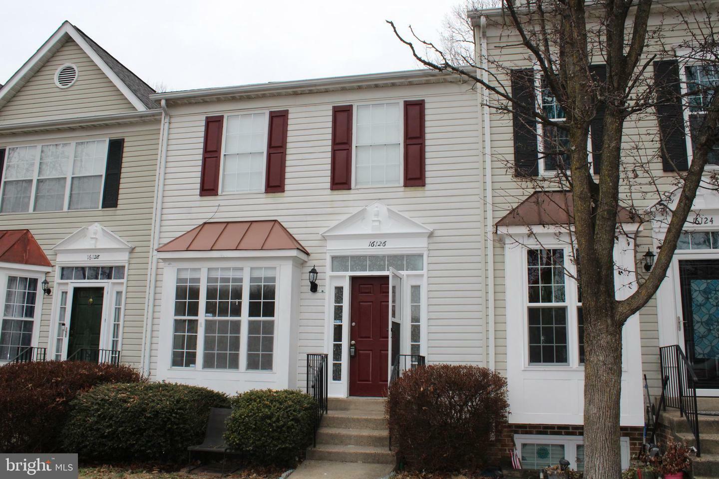 Property Photo:  16126 Taconic Circle  VA 22025 