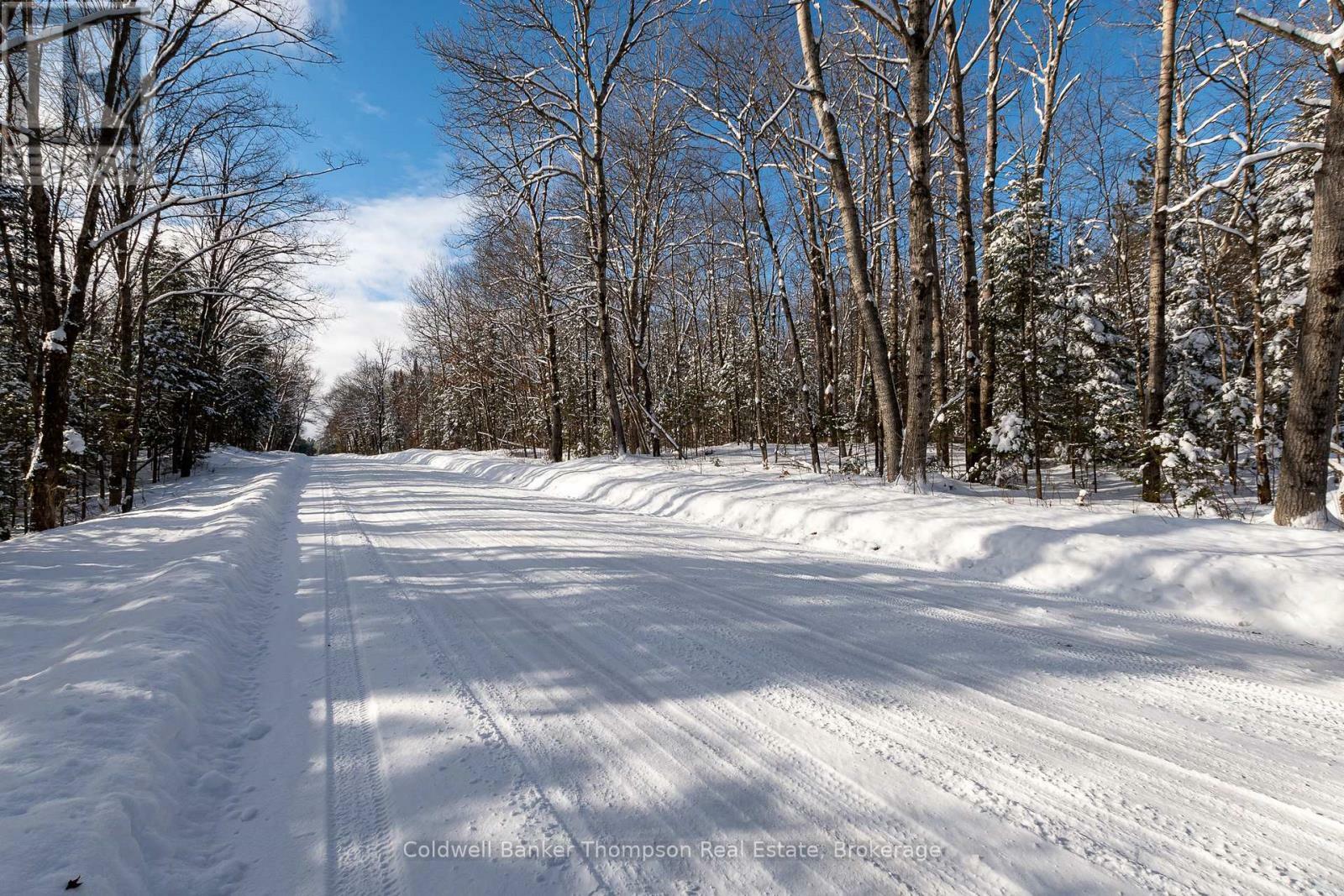 Photo de la propriété:  N/A Fern Glen Road  ON P0A 1Y0 