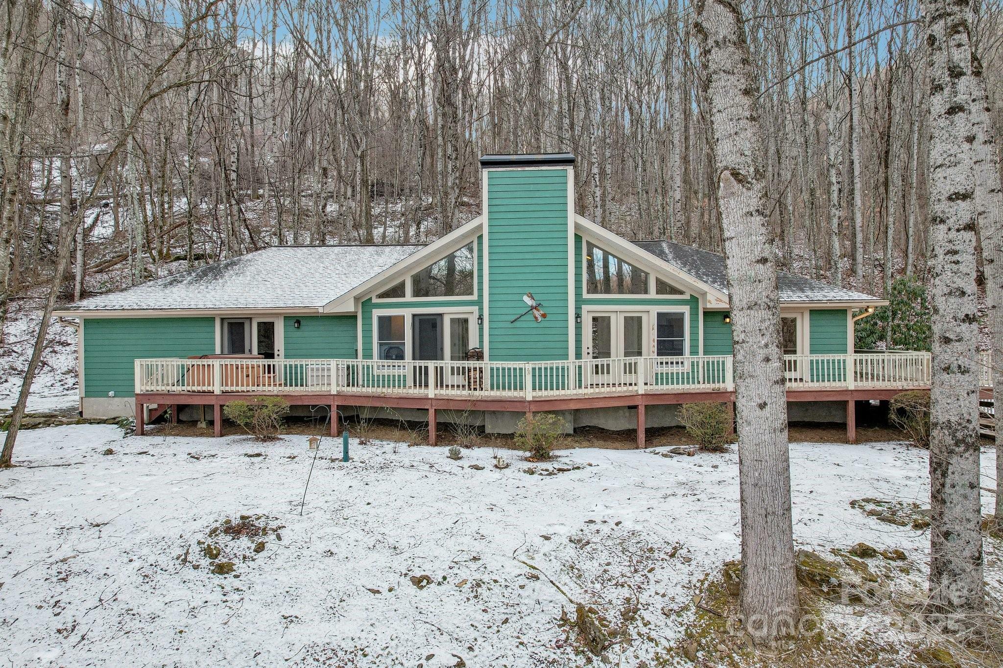 Property Photo:  2229 Mauney Cove Road  NC 28786 