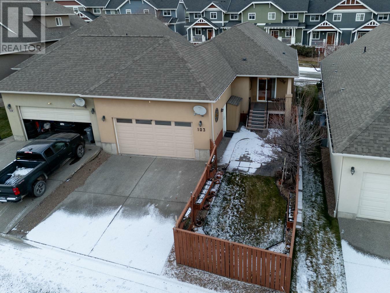 Property Photo:  2920 Valleyview Drive 103  BC V2C 0A8 