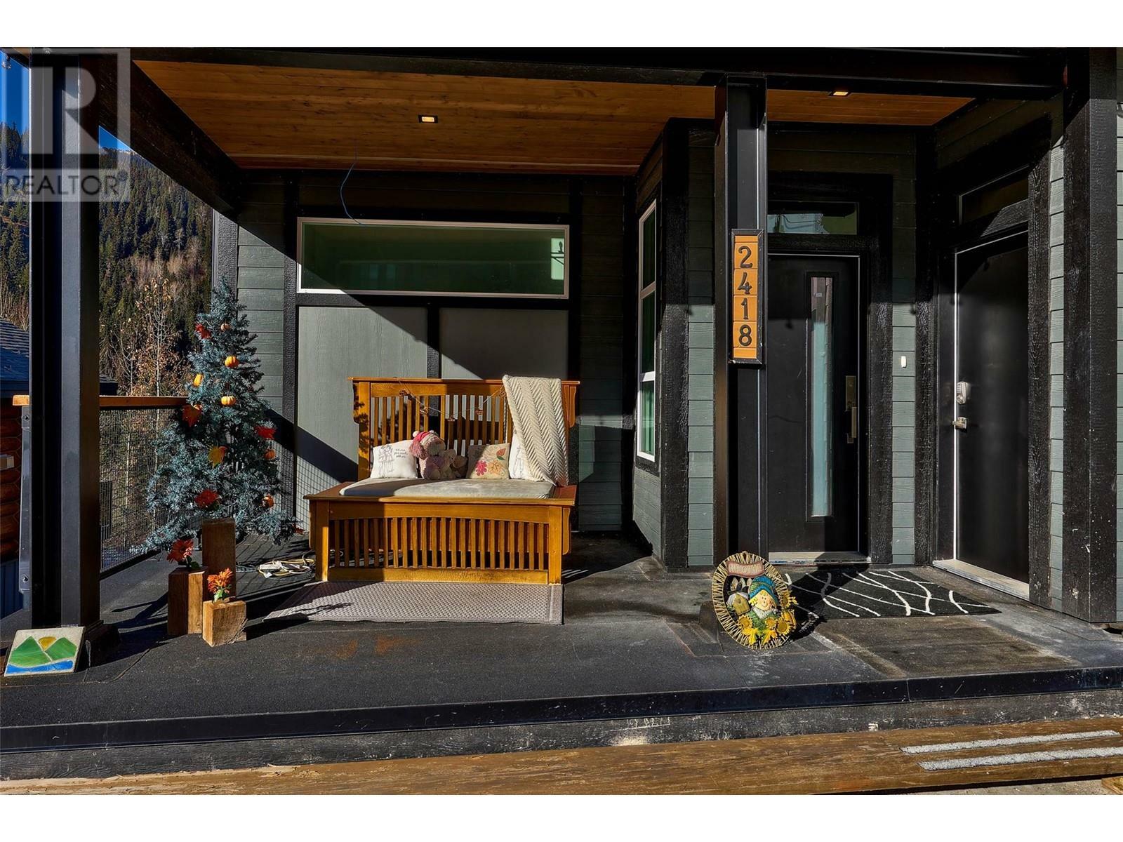 Property Photo: 2418 Fairways Drive BC V0E 5N0
