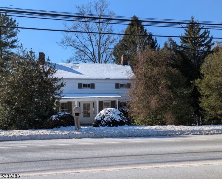 Property Photo:  1544 Washington Valley Rd  NJ 08807 