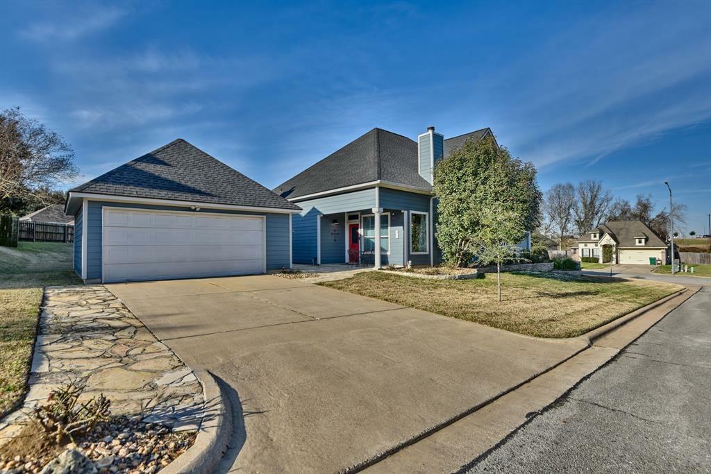 Property Photo: 2106 Springwood TX 77833