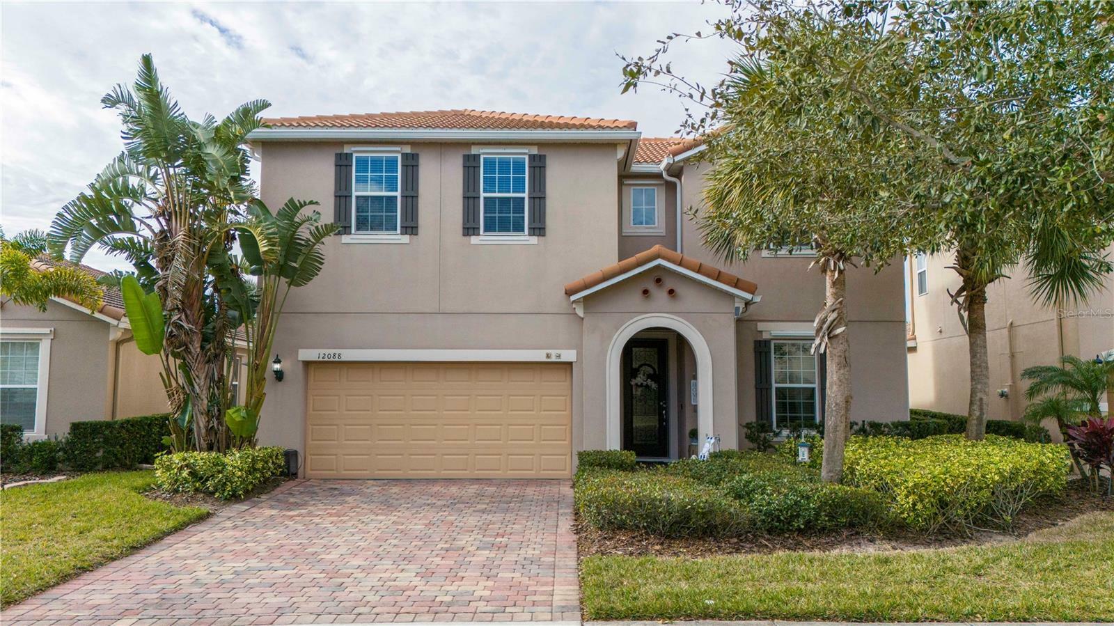 Property Photo:  12088 Uleta Lane  FL 32827 