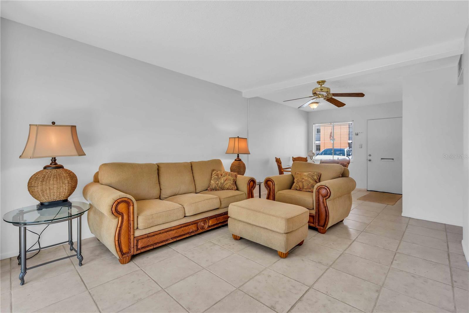 Property Photo: 5889 Canal Drive I4 FL 34207