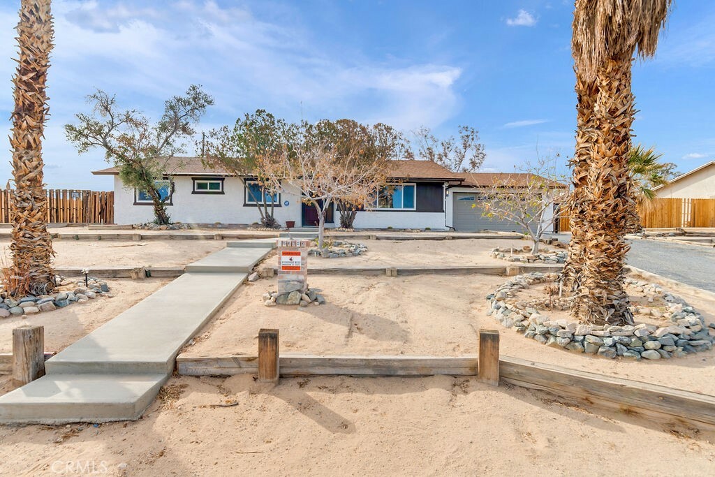 Property Photo:  73843 White Sands Drive  CA 92277 