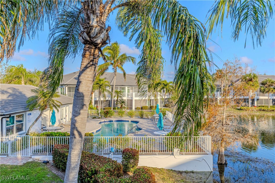 Property Photo:  2120 Cay Lagoon Dr 222  FL 34109 