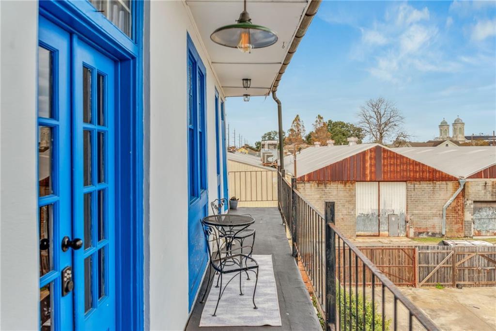 Property Photo: 2707 Chartres Street 7 LA 70117