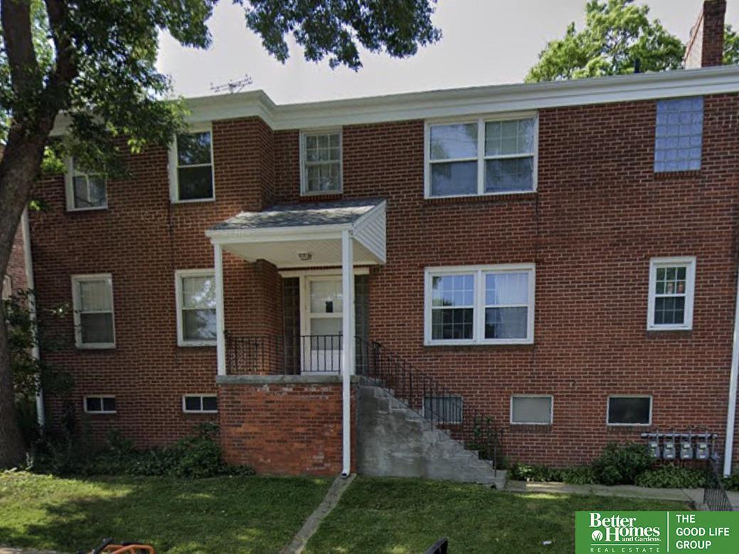 Property Photo: 3165 Jackson Street 11 NE 68105