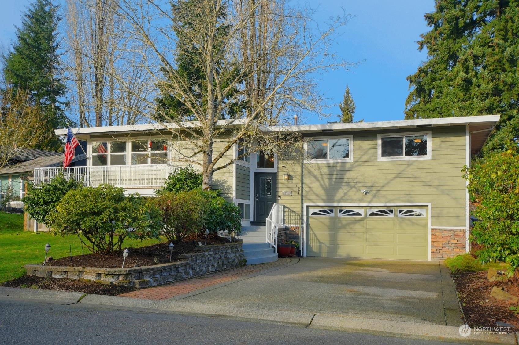 14216 NE 74th Street  Redmond WA 98052 photo