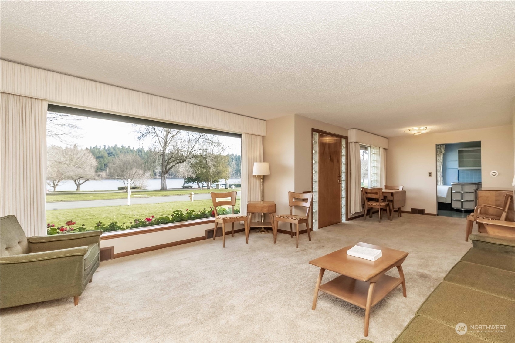 Property Photo:  5003  Lake Washington Boulevard S  WA 98118 