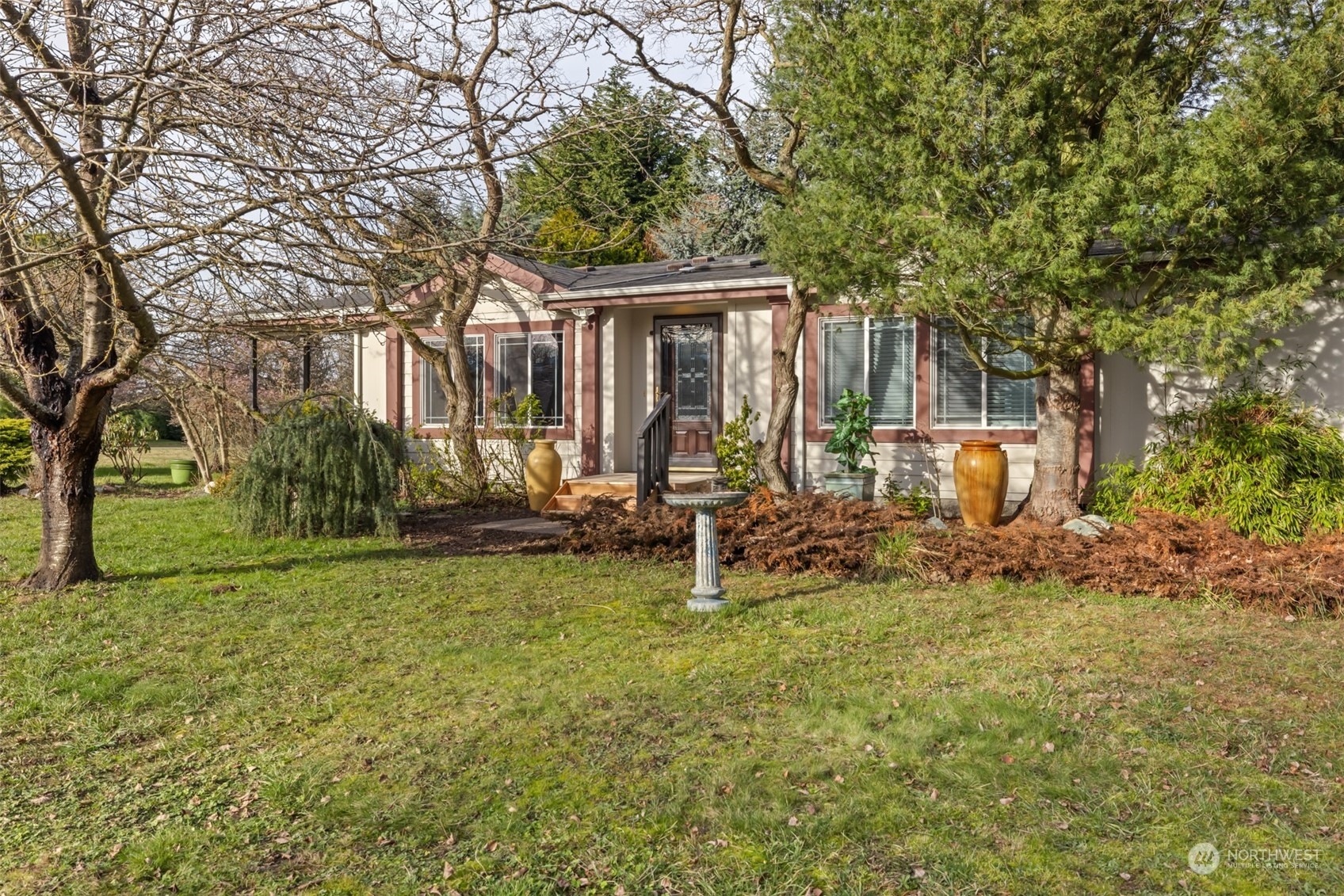 Property Photo: 21 E Johnson Drive WA 98382
