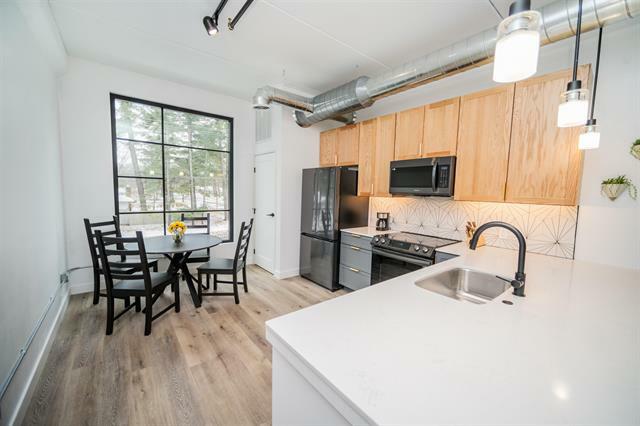 Property Photo:  1825 E Eighth Street  MI 49686 