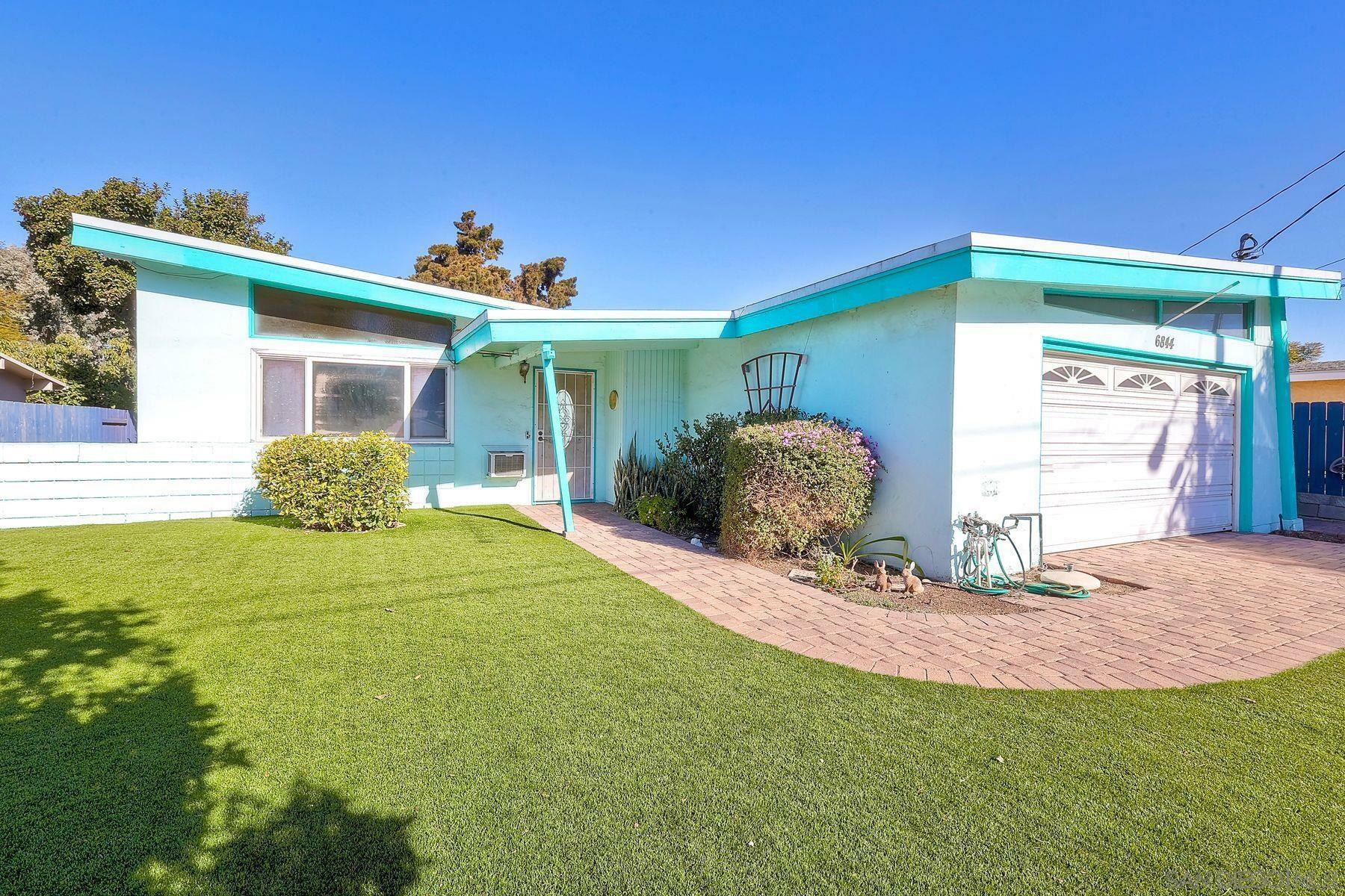 Property Photo: 6844 Cedral Pl CA 91945