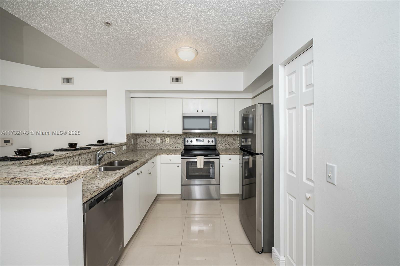 Property Photo:  2280 E Preserve Way 303  FL 33025 