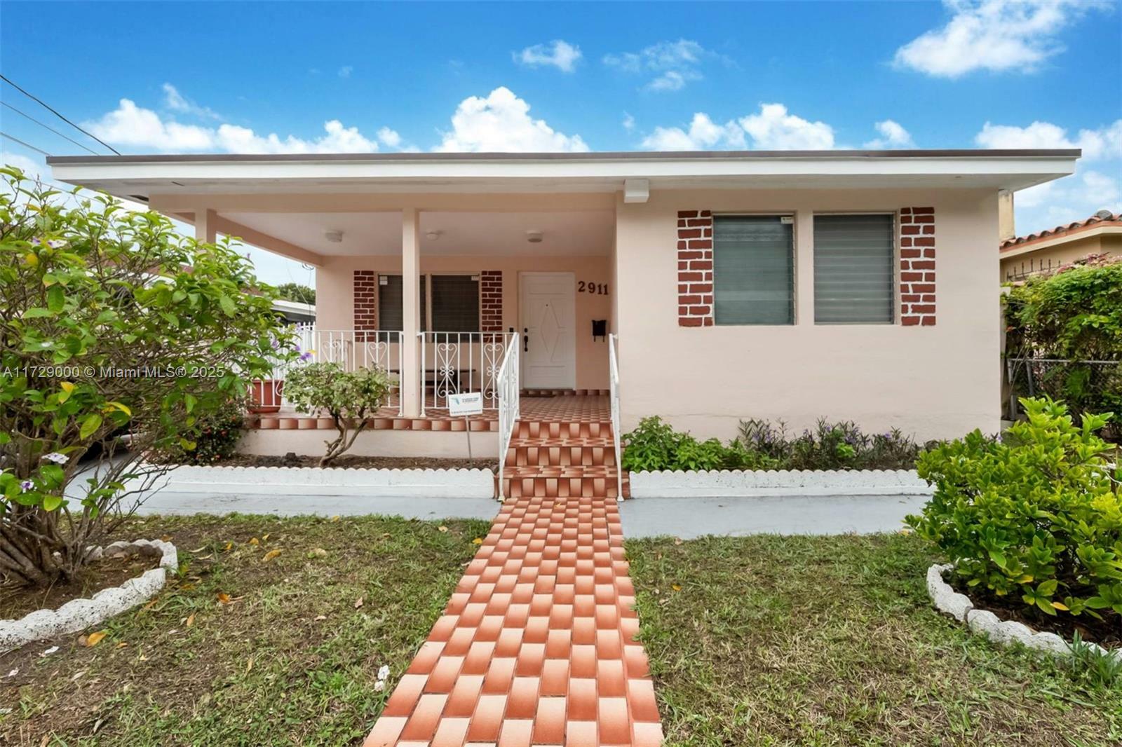 Property Photo:  2911 SW 27 Street  FL 33133 