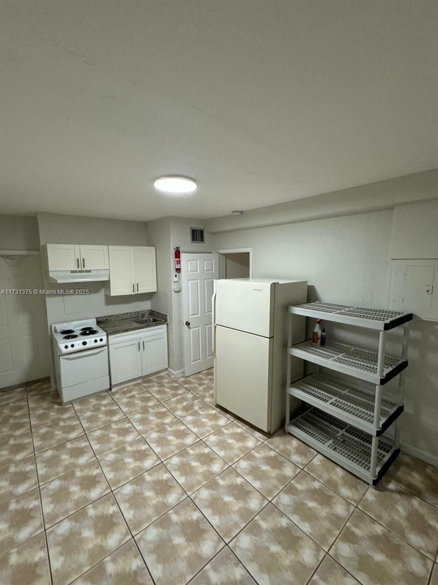 Property Photo:  17325 Homestead Ave 3  FL 33157 