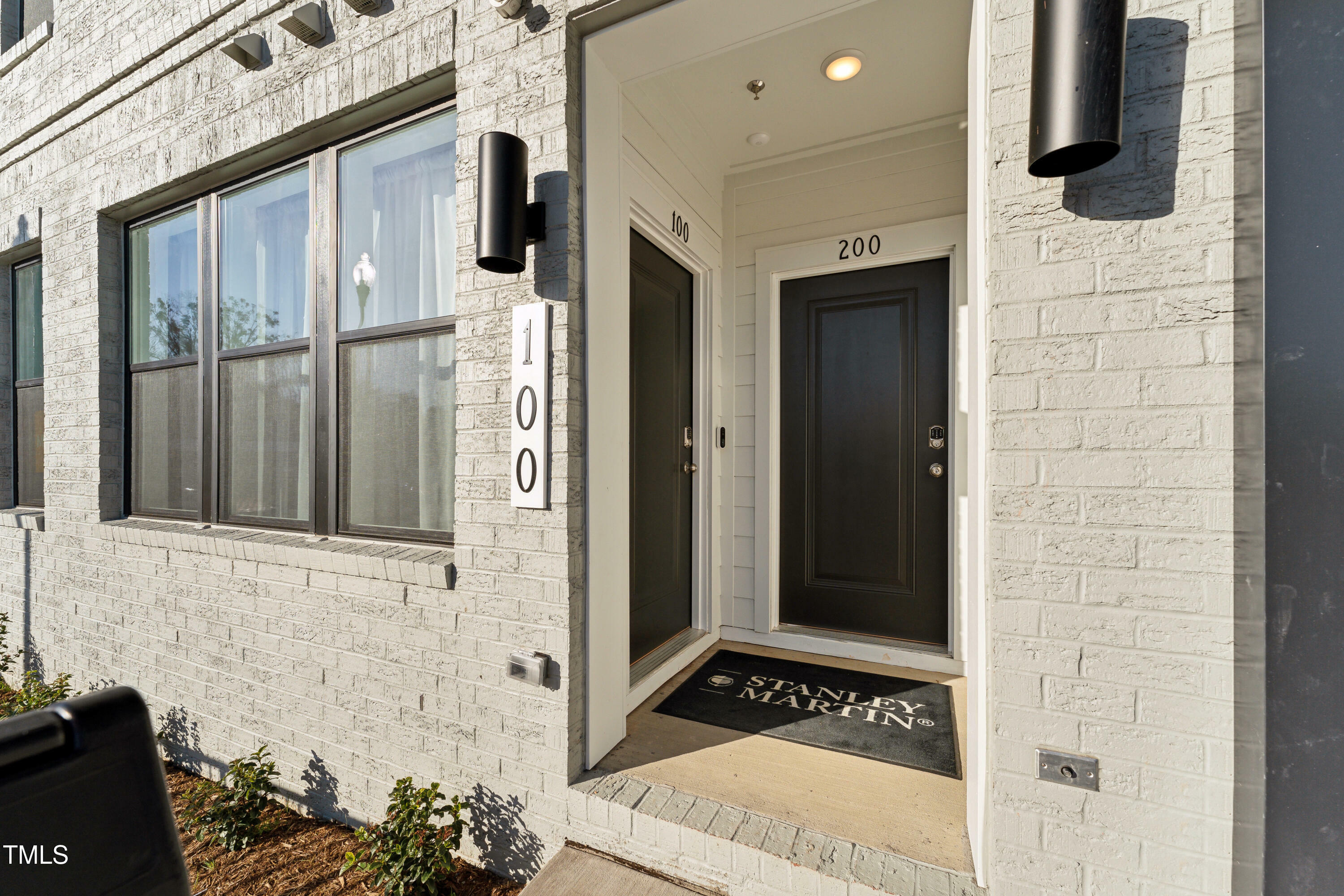 Property Photo: 101 Ailey Brook Way #100 NC 27587