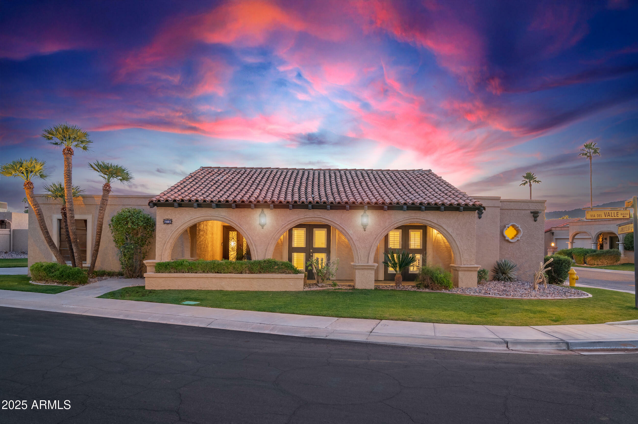 7561 N Via Camello Del Sur --  Scottsdale AZ 85258 photo