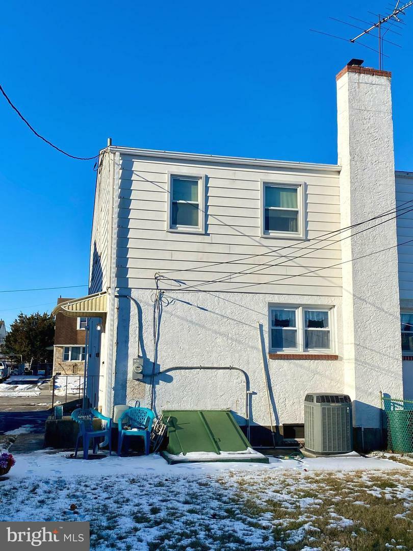 Property Photo:  1345 Price Street  PA 19061 