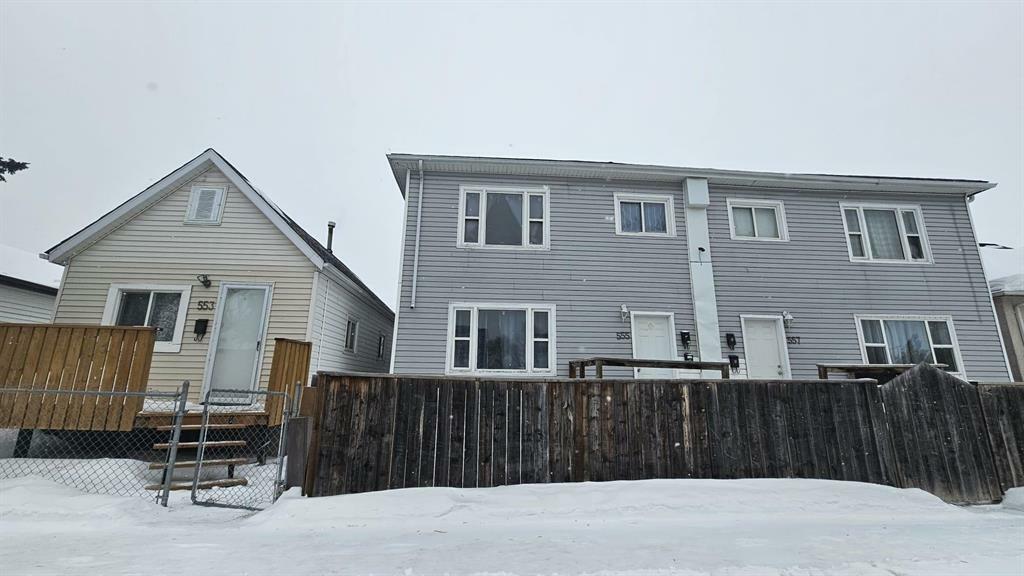 Property Photo:  553 Chalmers Avenue  MB R2L 0G7 