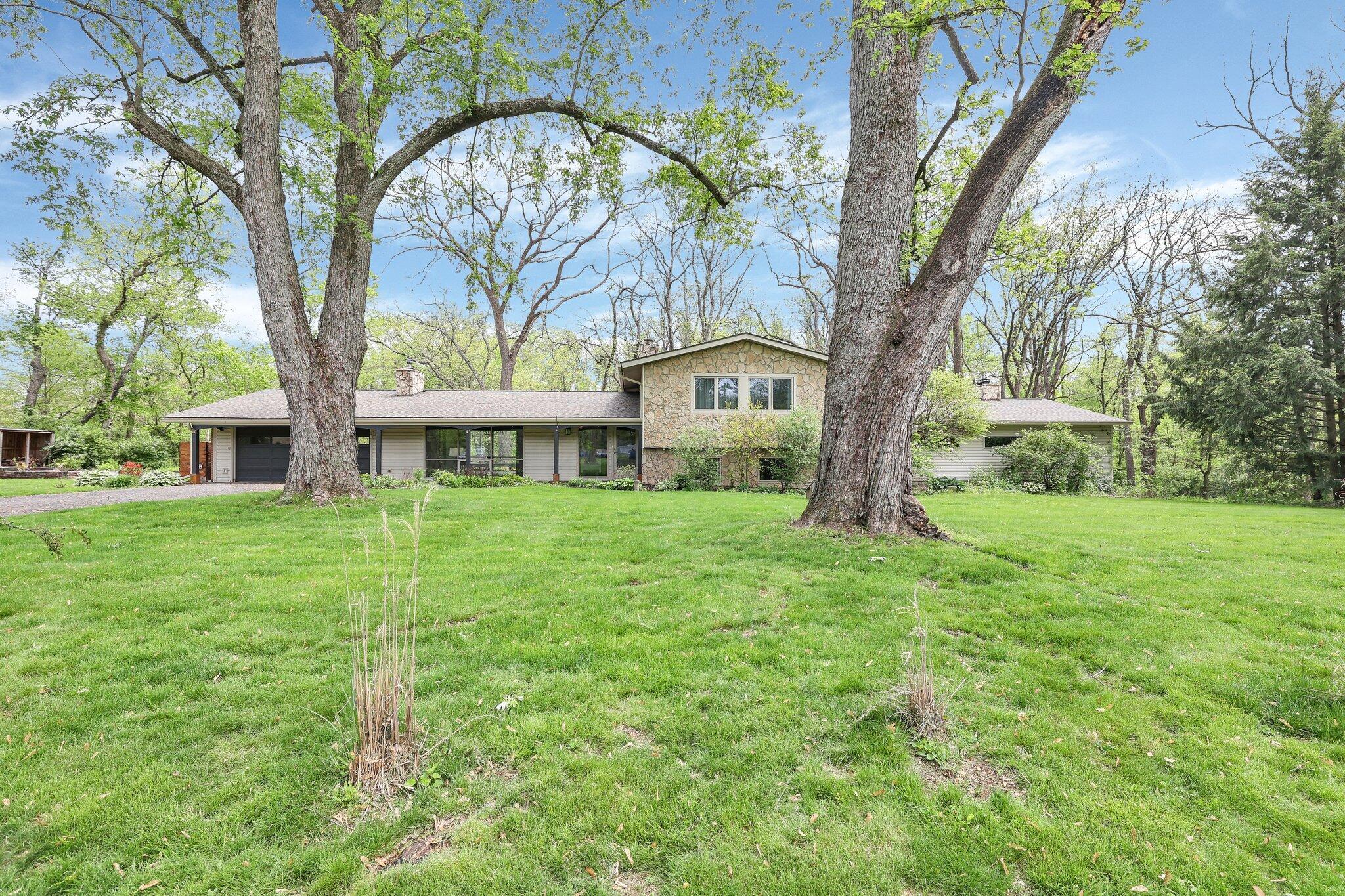 Property Photo: 1750 Stoneybrook Way OH 43004