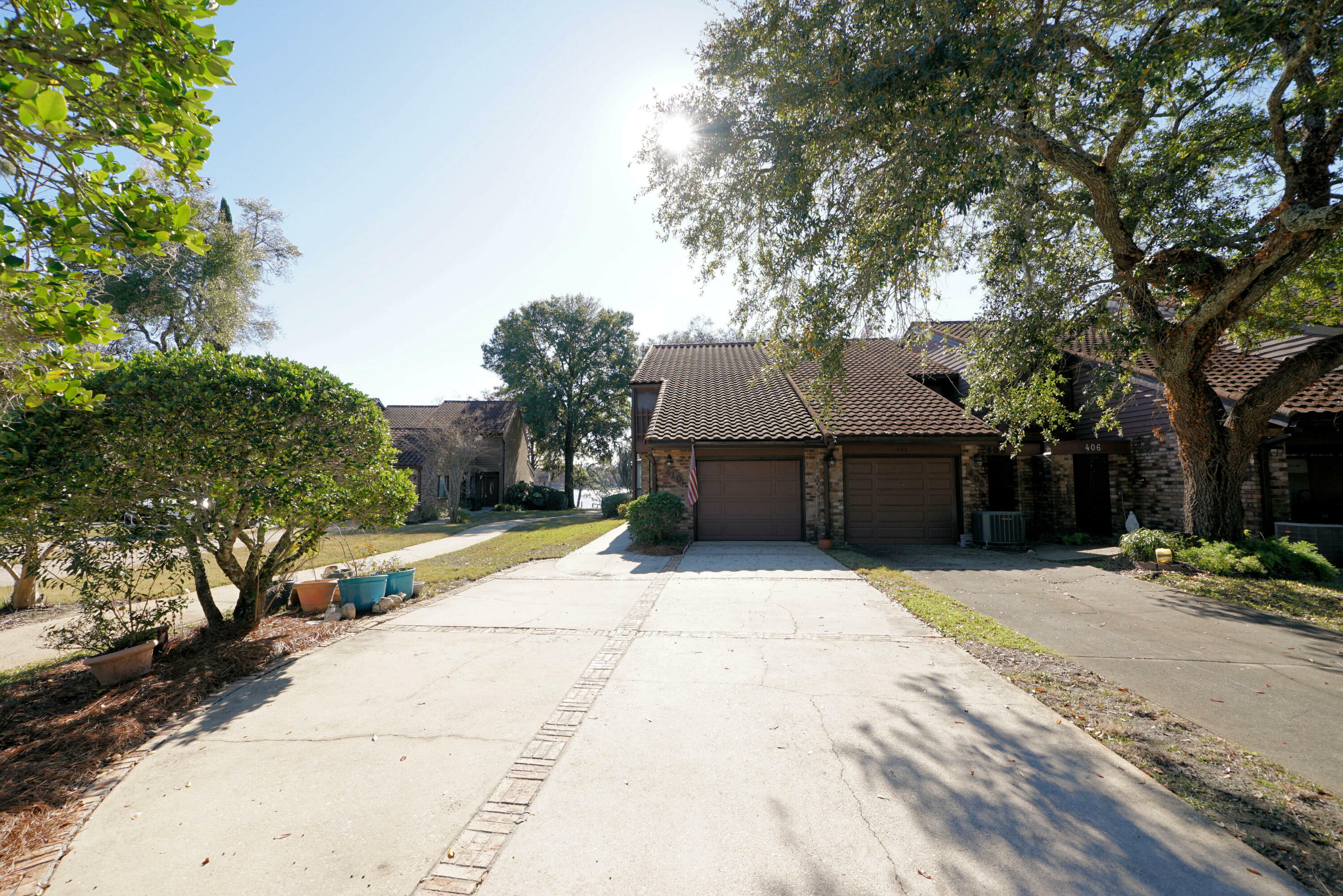 Property Photo:  410 Regatta Drive  FL 32578 