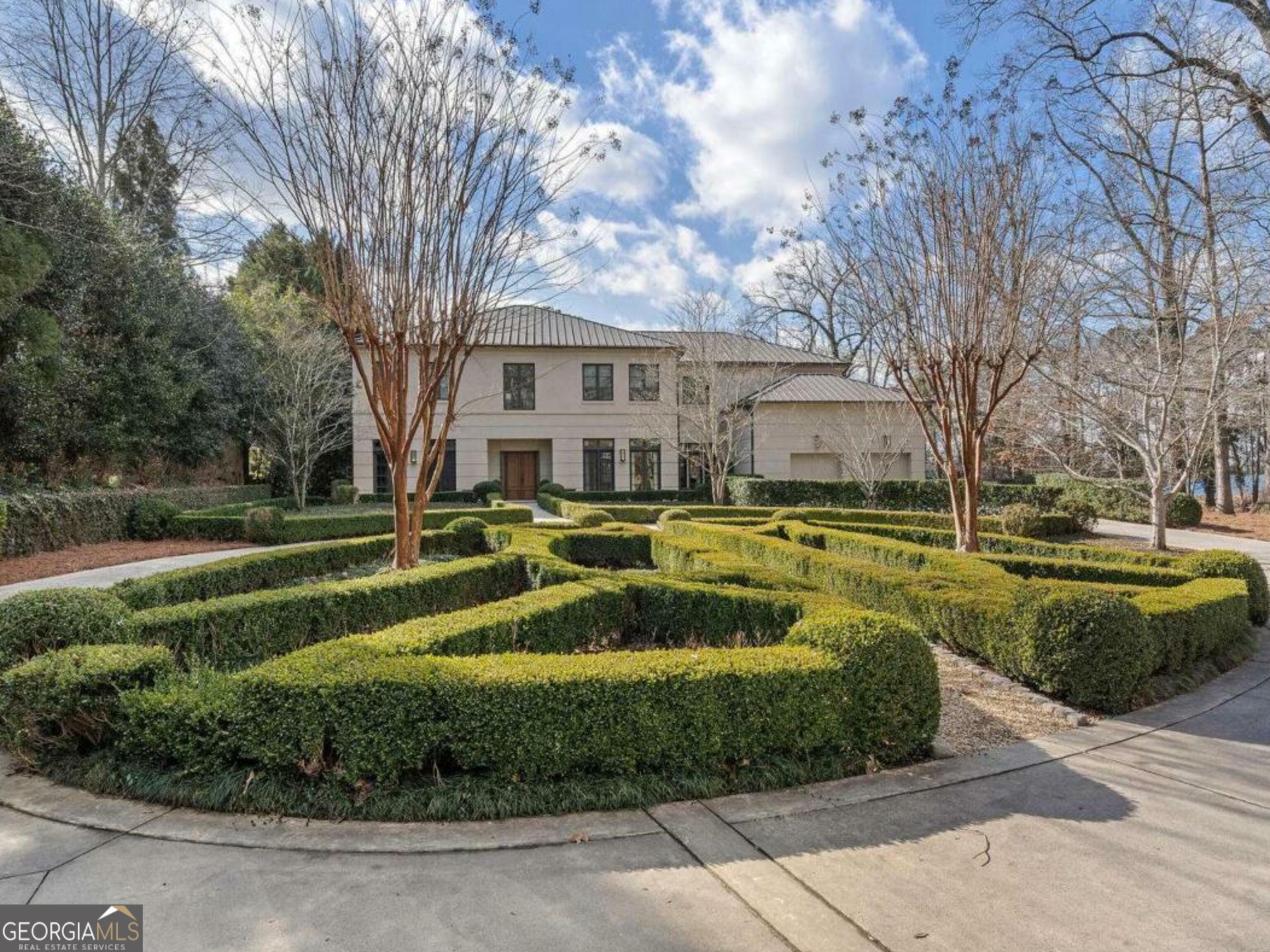 Property Photo: 1500 W Wesley Road NW GA 30327