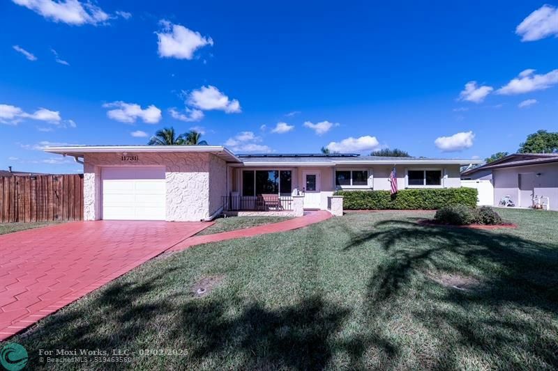 11731 Taft St  Pembroke Pines FL 33026 photo