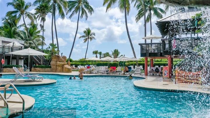 5225 Collins Ave 1417  Miami Beach FL 33140 photo