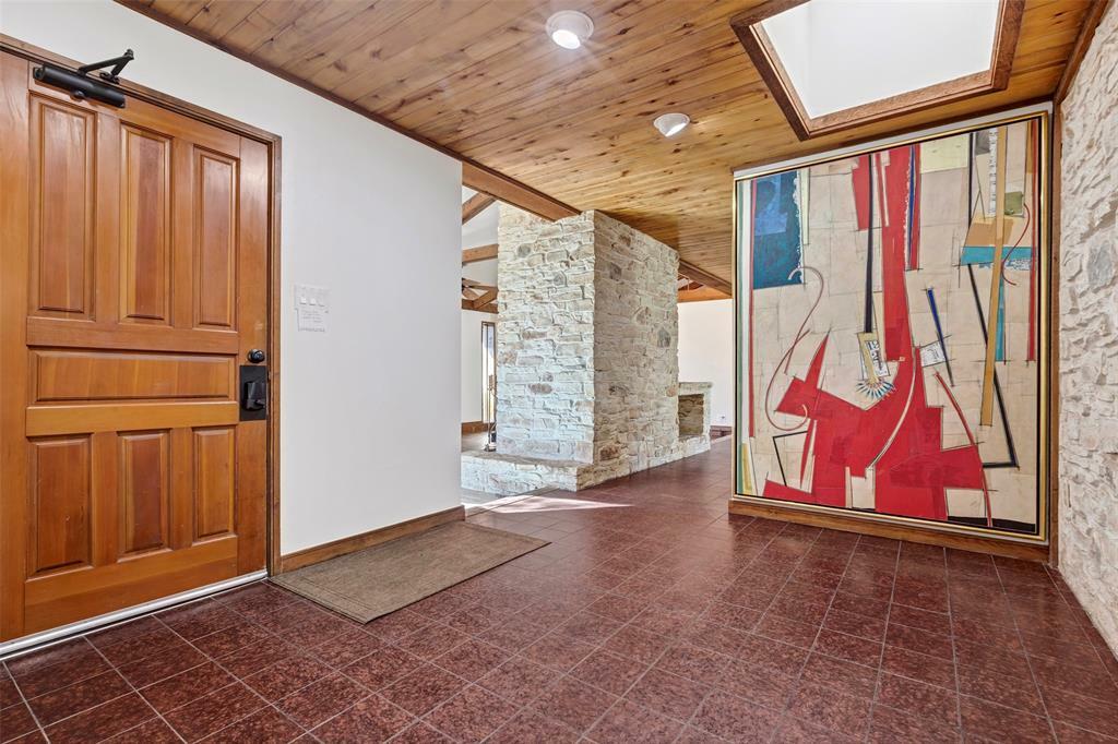Property Photo: 207 Wroxton Drive TX 77304